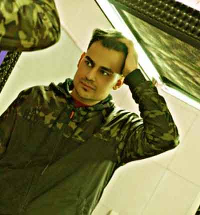 روح الله کرمی قدم قدم پیاده رو